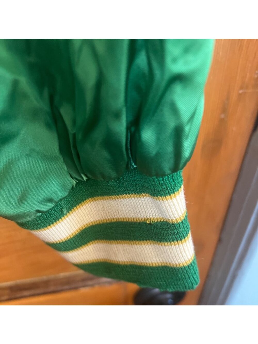 Vintage 1968 Oakland Athletics  Satin Wilson Warmup Jacket 42 Leather Pockets - Picture 10 of 16